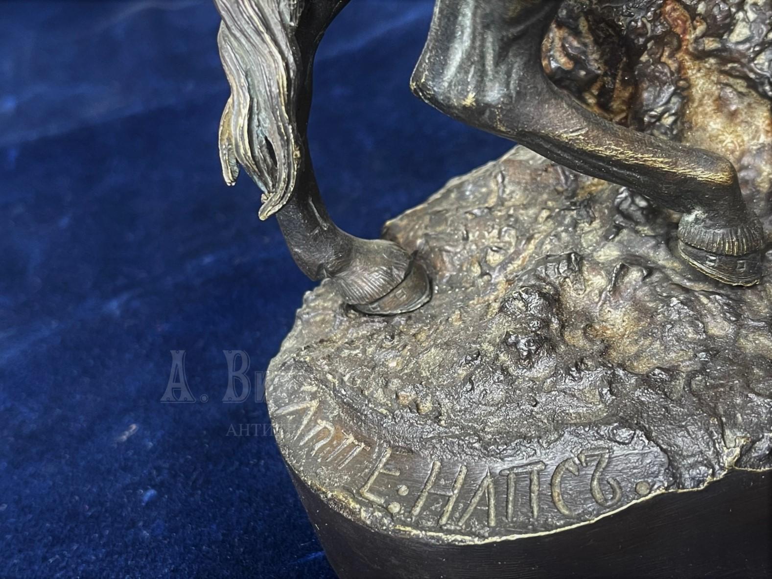 Русская антикварная бронза скульптура сокольничий охота